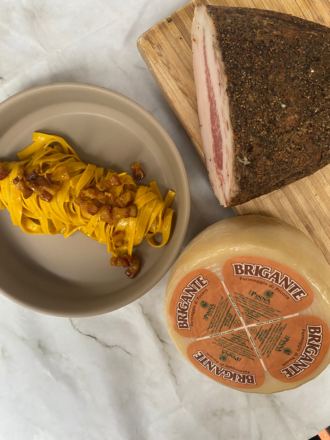 Tagliatelle & Tomato Basil Sauce